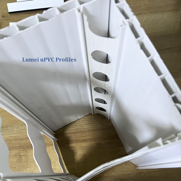 Perfiles de PVC plegables para encofrado