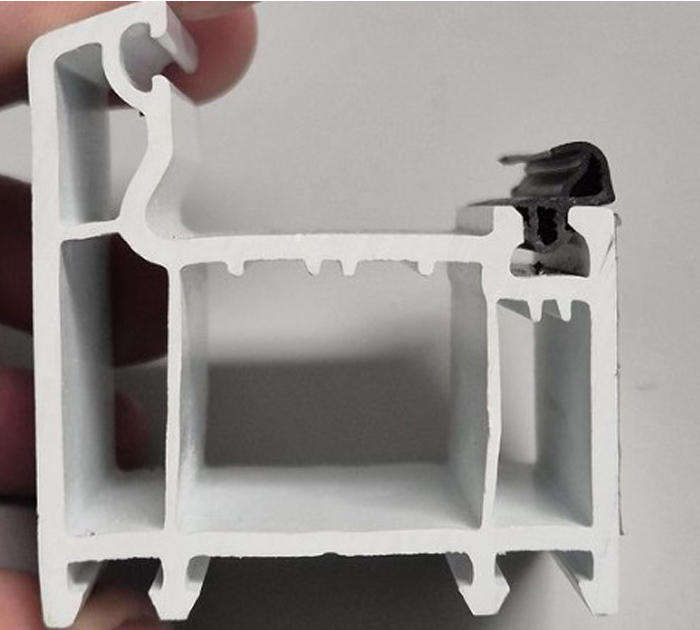 نافذة بابية