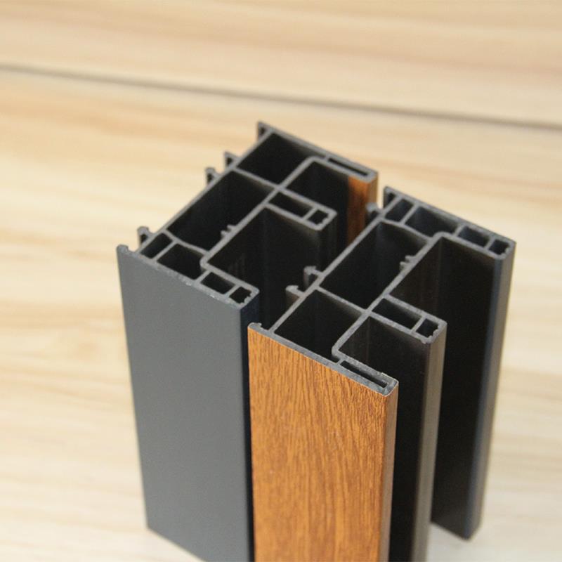 Profilés coulissants en bois laminé pour fenêtres et portes