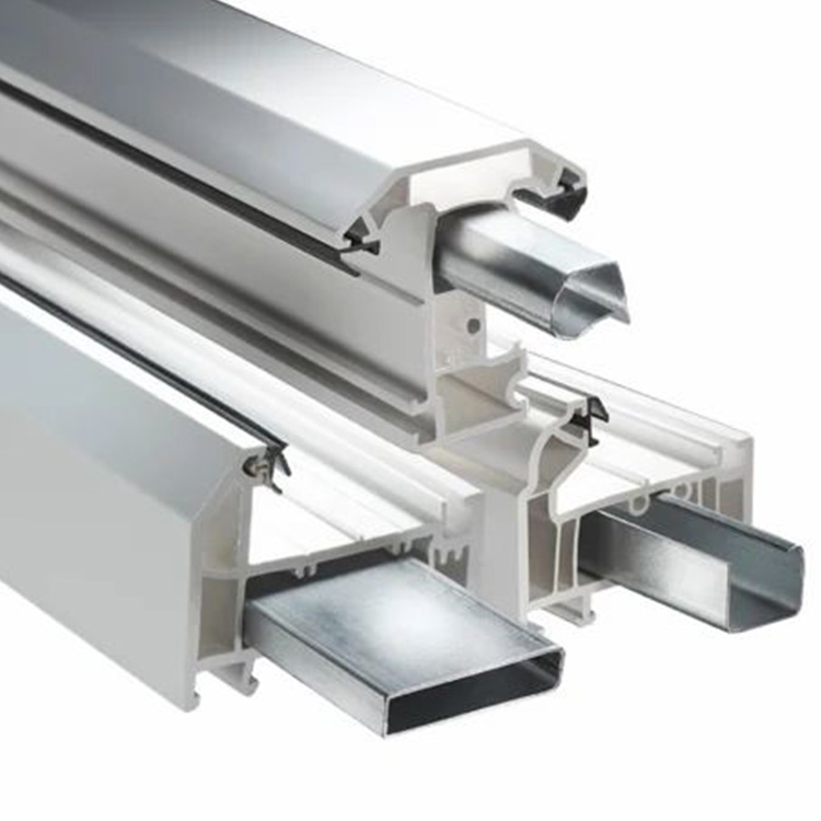 Renforts en acier galvanisé pour profilés de fenêtres en PVC Galvanised Steel Reinforcements for PVC Windows Profiles