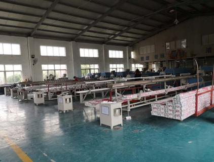 الملف الشخصي البلاستيكية